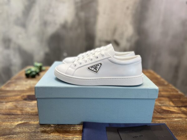 PRADA SNEAKER