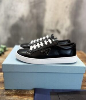 PRADA SNEAKER