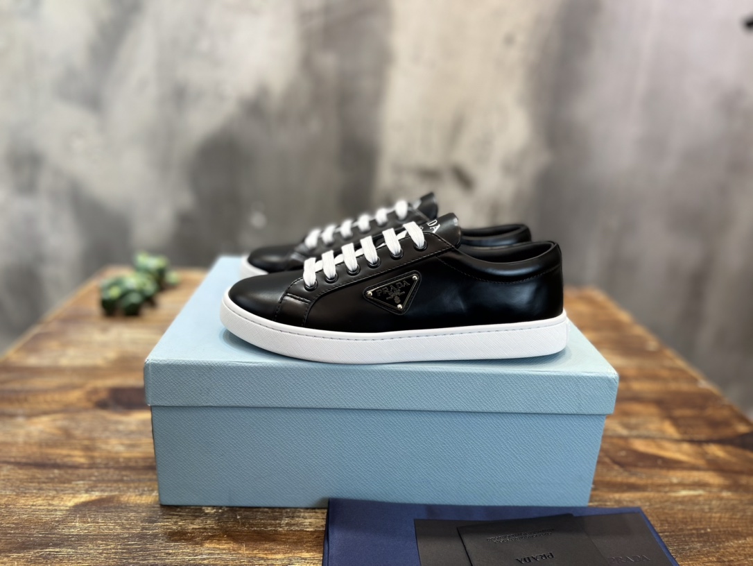 PRADA SNEAKER - Image 2