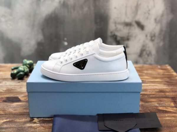 PRADA SNEAKER