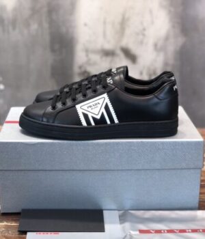 PRADA SNEAKER