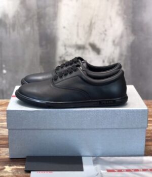 PRADA SNEAKER