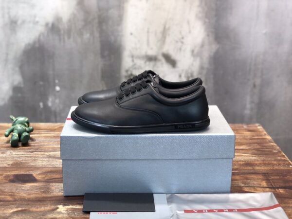 PRADA SNEAKER
