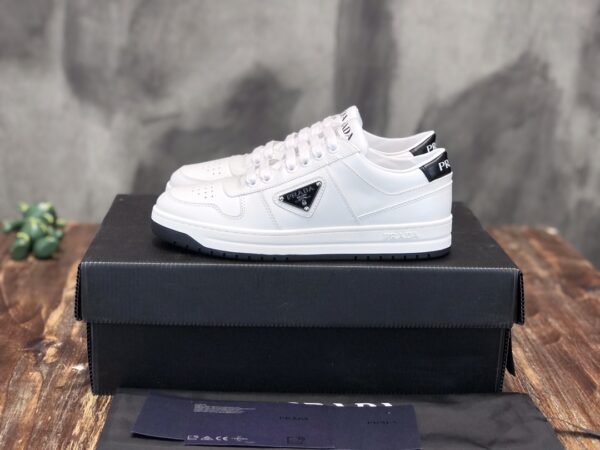 PRADA SNEAKER