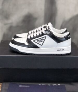 PRADA SNEAKER