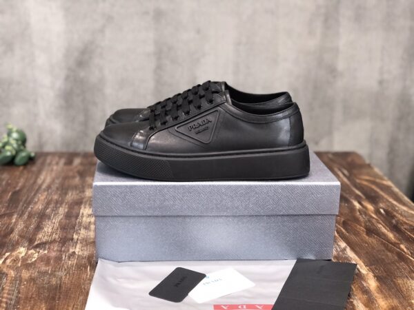 PRADA SNEAKER