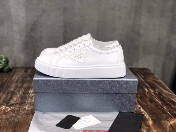 PRADA SNEAKER