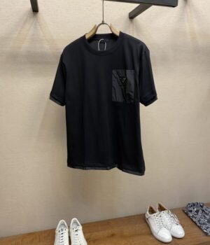 PRADA TSHIRT