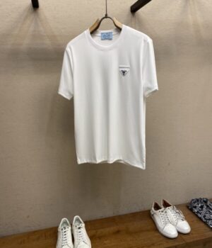 PRADA TSHIRT