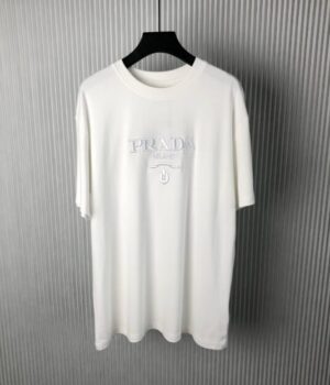 PRADA TSHIRT