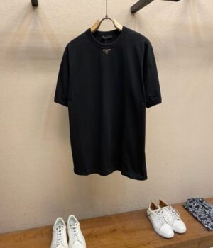PRADA TSHIRT