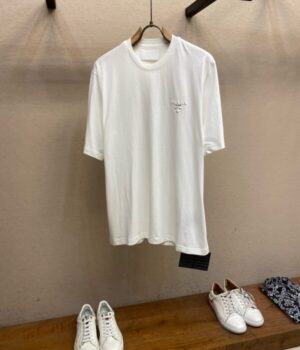 PRADA TSHIRT