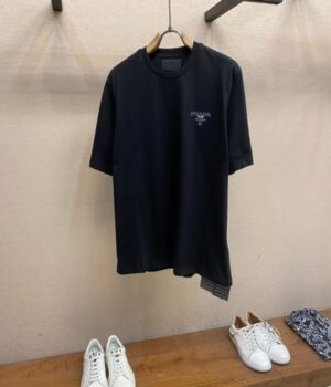 PRADA TSHIRT