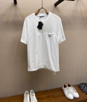 PRADA TSHIRT