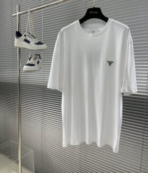 PRADA TSHIRT
