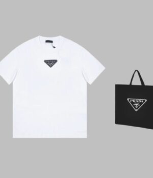 PRADA TSHIRT
