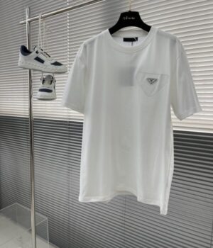 PRADA TSHIRT
