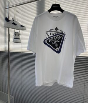 PRADA TSHIRT