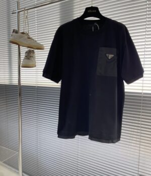 PRADA TSHIRT