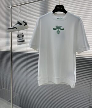 PRADA TSHIRT