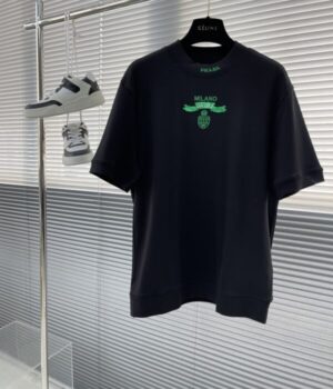 PRADA TSHIRT
