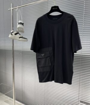 PRADA TSHIRT