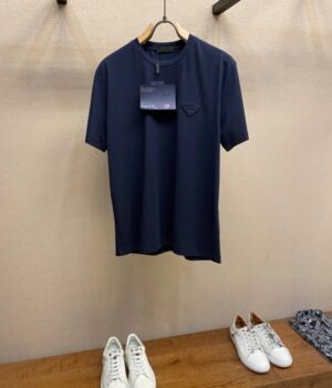 PRADA TSHIRT