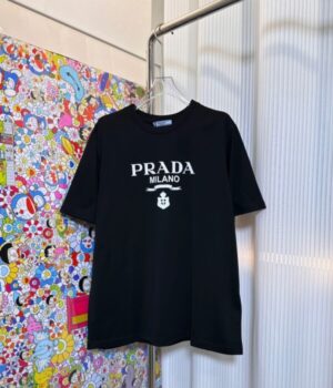 PRADA TSHIRT