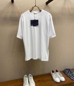 PRADA TSHIRT