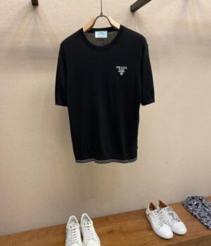 PRADA TSHIRT