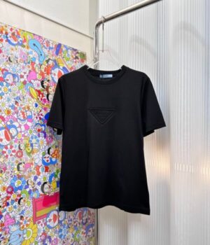 PRADA TSHIRT