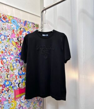 PRADA TSHIRT