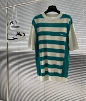 PRADA TSHIRT