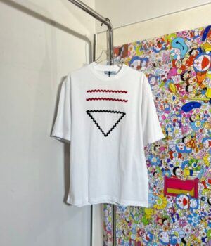 PRADA TSHIRT