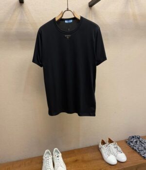 PRADA TSHIRT