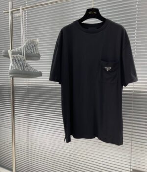 PRADA TSHIRT