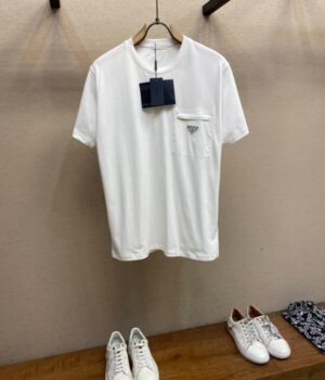 PRADA TSHIRT