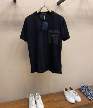 PRADA TSHIRT