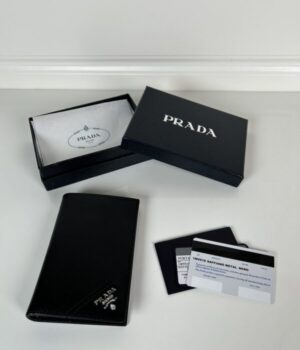PRADA WALLET