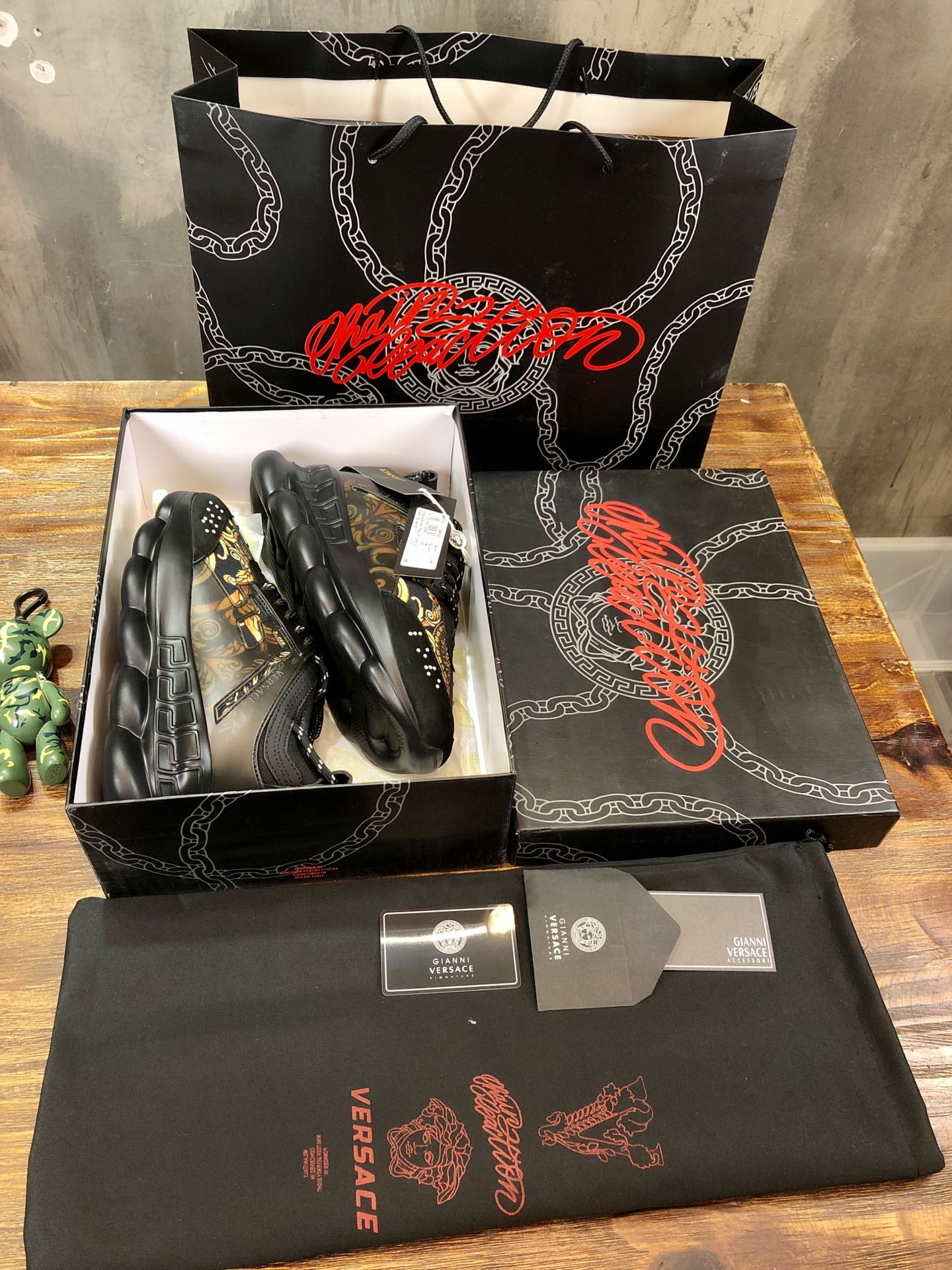 VERSACE SNEAKER - Image 3