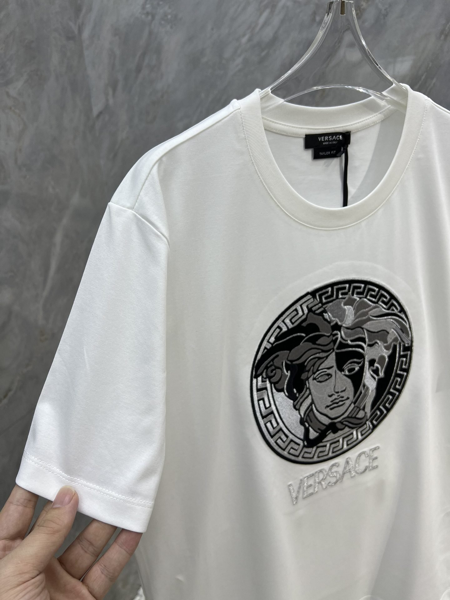 VERSACE TSHIRT - Image 7