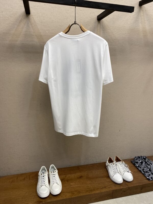 VERSACE TSHIRT - Image 4