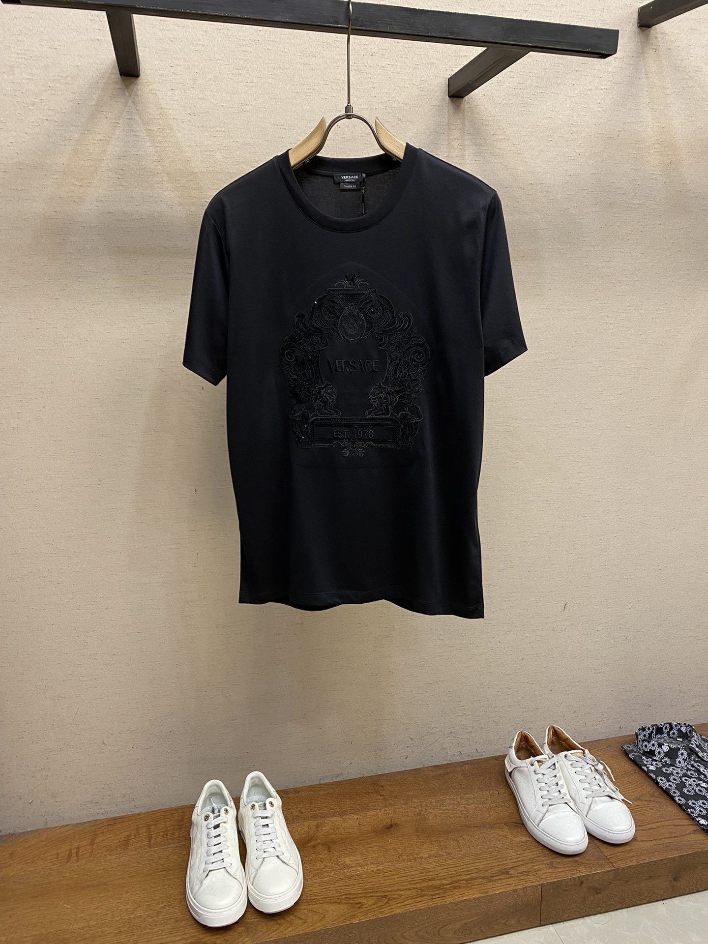VERSACE TSHIRT - Image 2