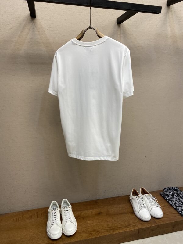 VERSACE TSHIRT - Image 4