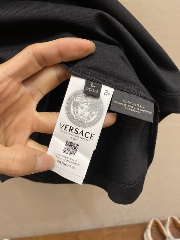 VERSACE TSHIRT - Image 6