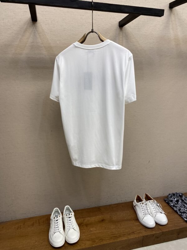 VERSACE TSHIRT - Image 4