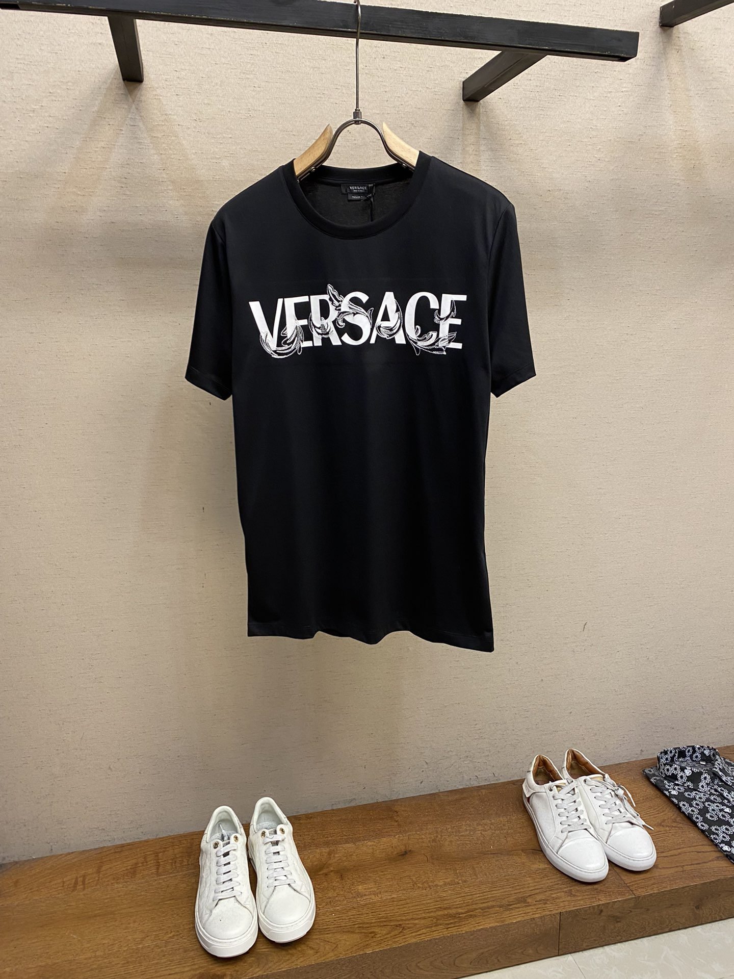 VERSACE TSHIRT - Image 2