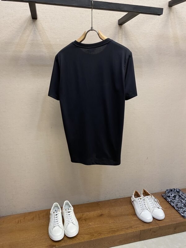 VERSACE TSHIRT - Image 4