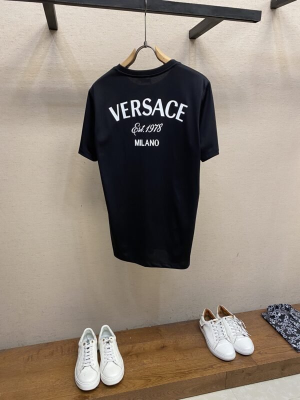 VERSACE TSHIRT - Image 4