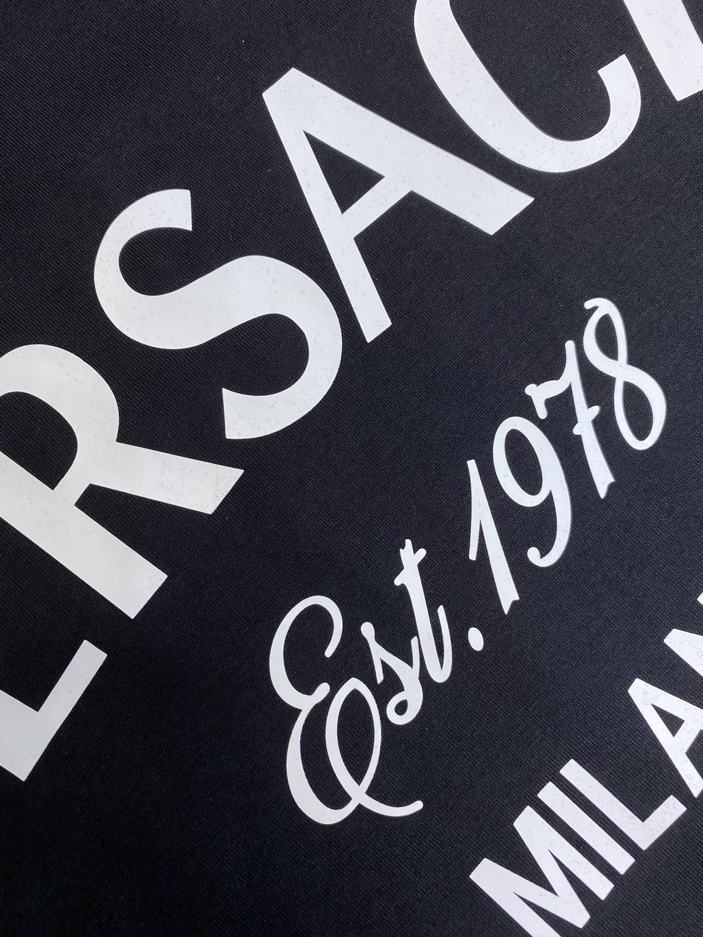 VERSACE TSHIRT - Image 5